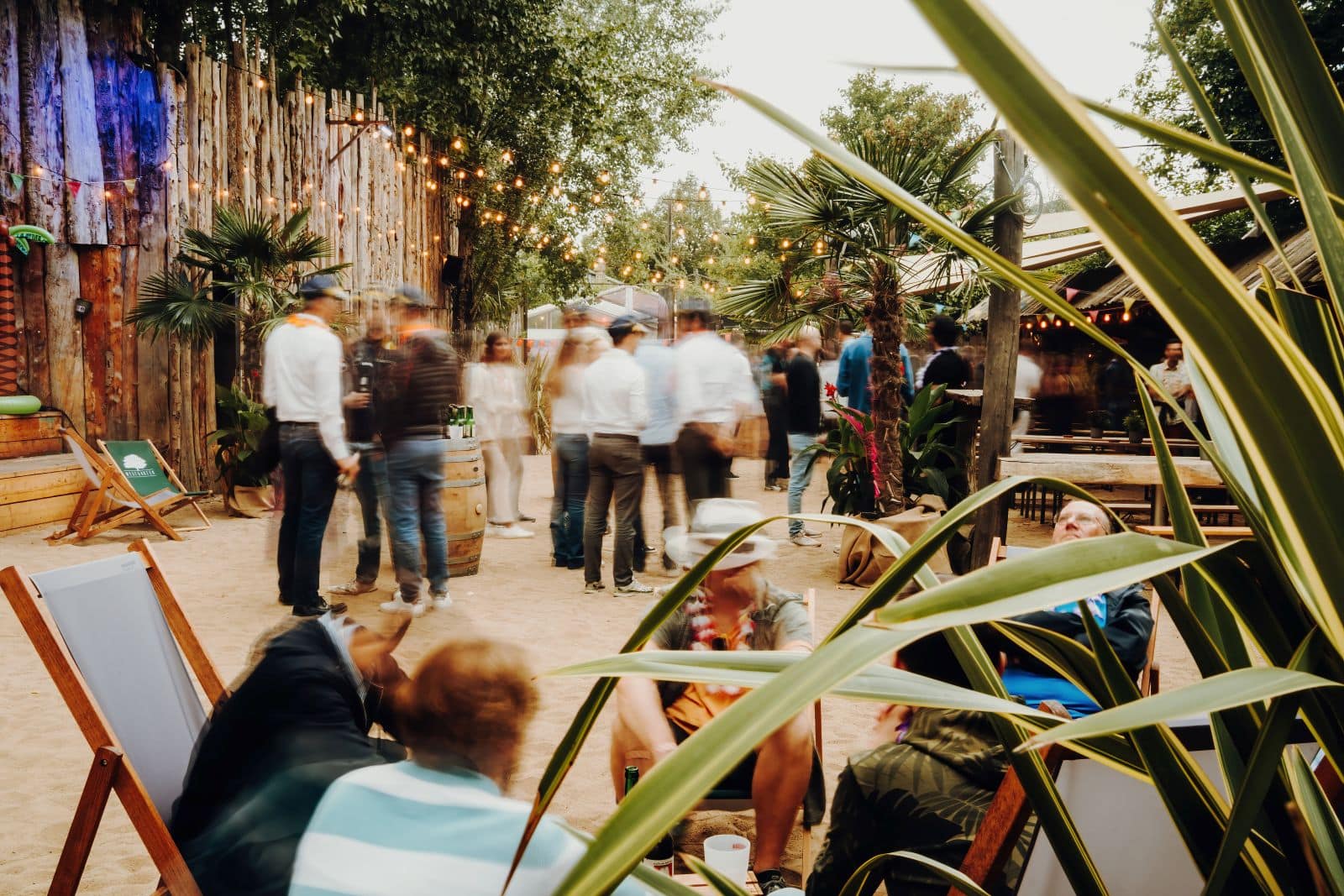 Westgarten_AmBuntenTor_groß Leipzig Eventlocation mit gemütlicher Atmosphäre und Garten, ideal für Firmenfeiern und Firmenveranstaltungen.